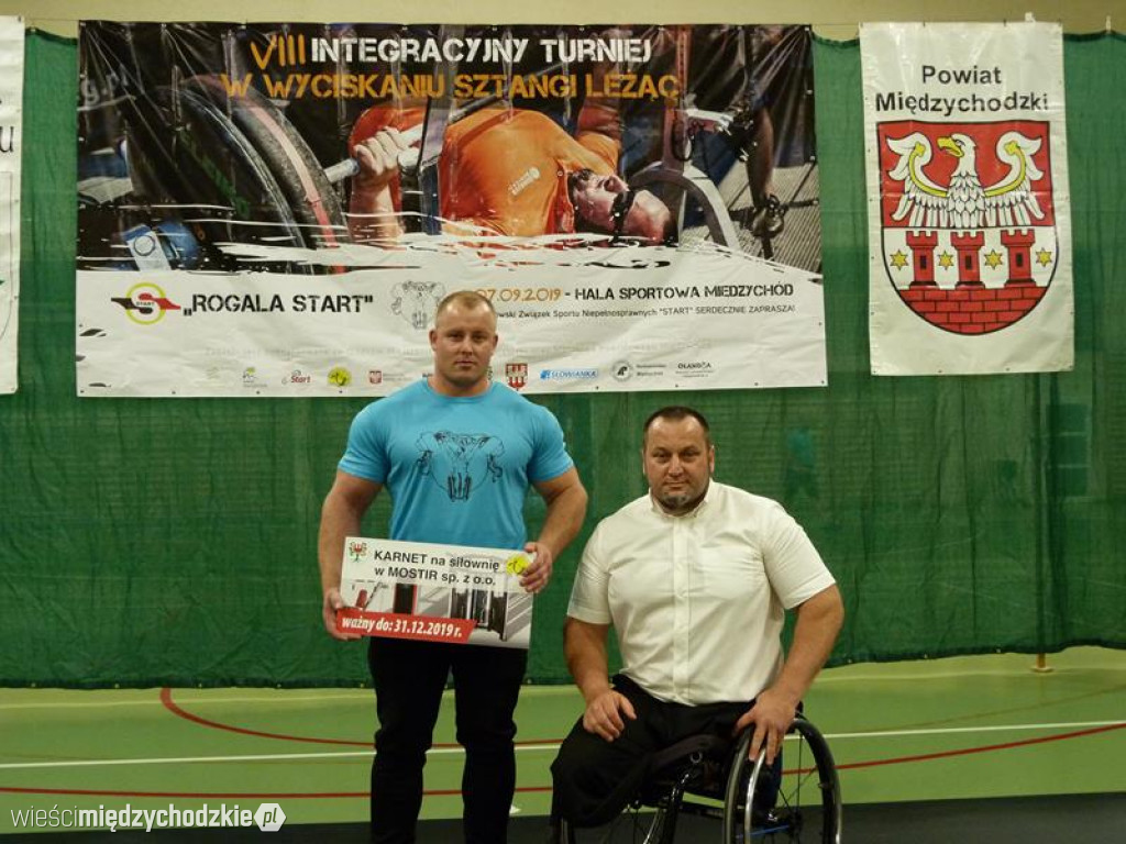 VIII Turniej Integracyjny w wyciskaniu sztangi leżąc