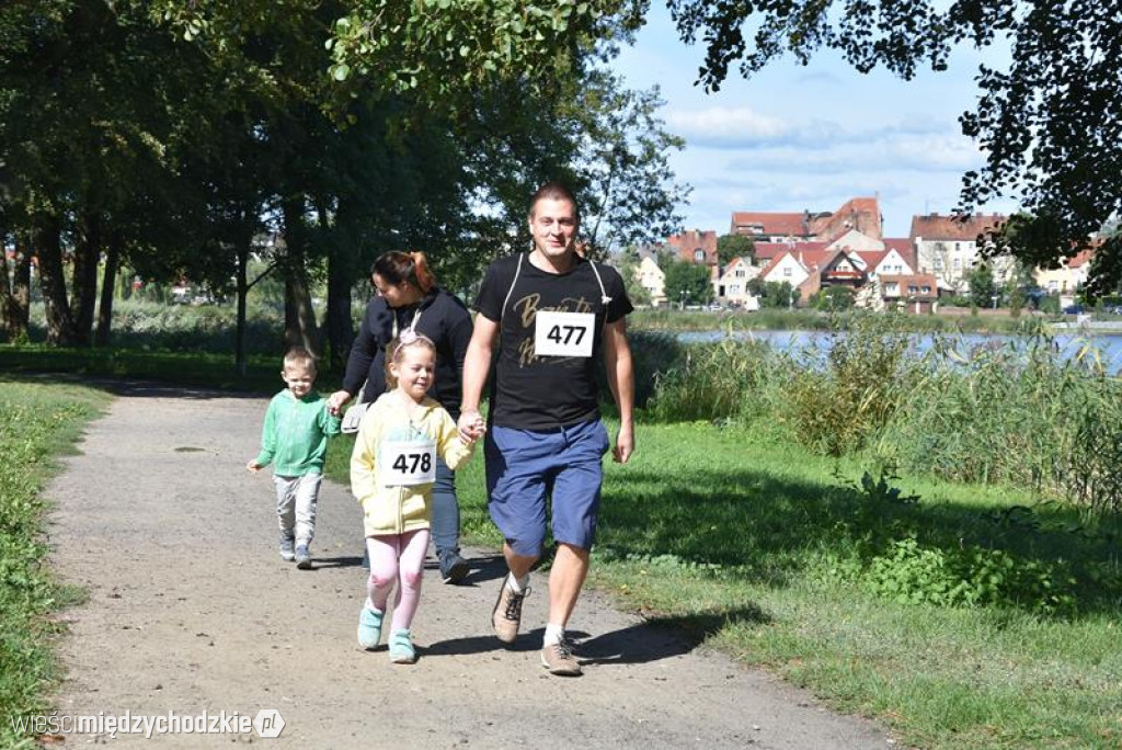 Rodzinne Mistrzostwa z bieganiem i zabawą