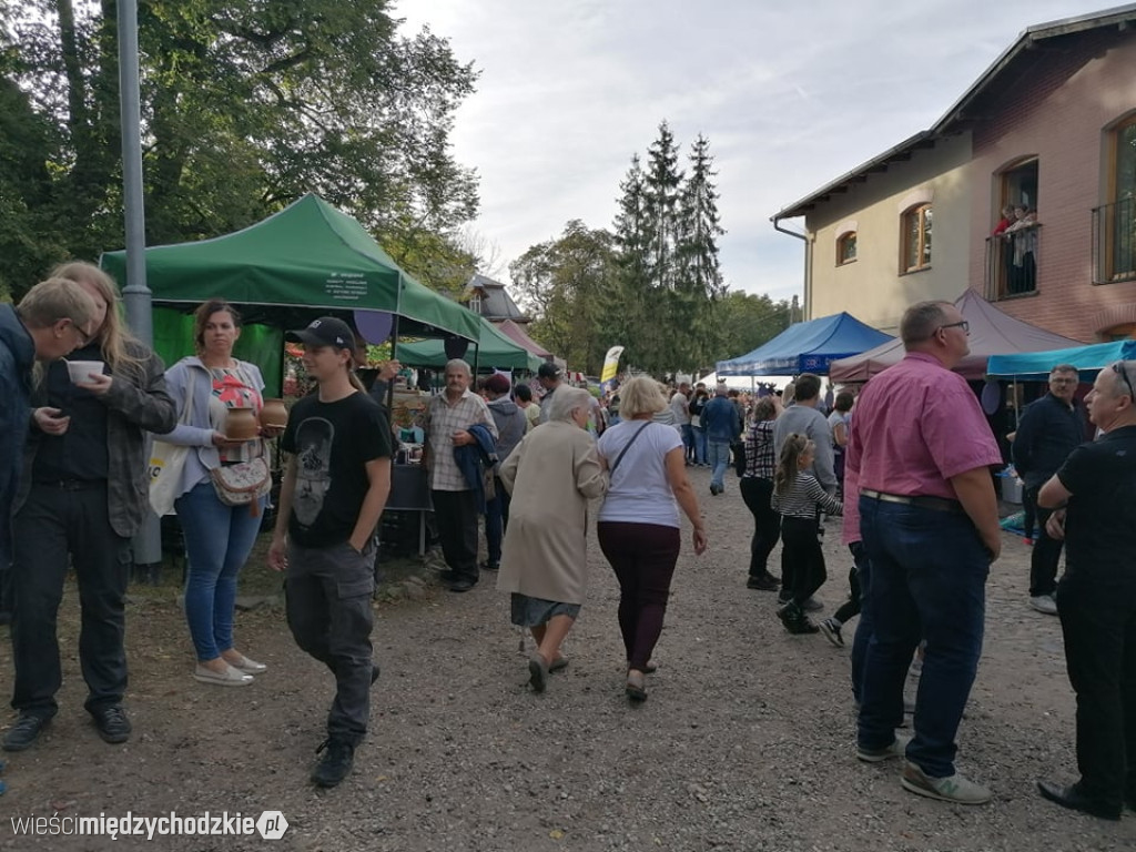 W Mniszkach trwa Wielkie Smażenie Powideł