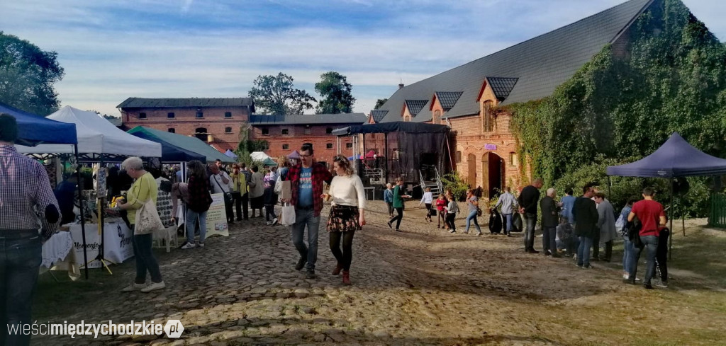 Smażenie powideł w Mniszkach
