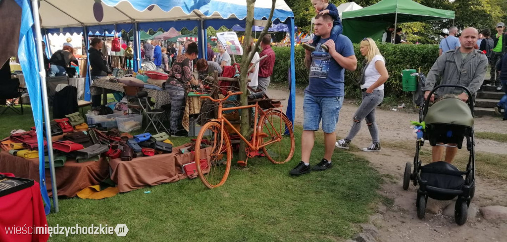 Smażenie powideł w Mniszkach