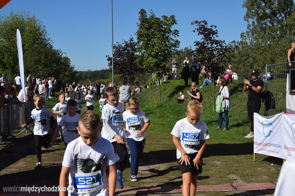 Biegi dziecięco-młodzieżowe w Sierakowie