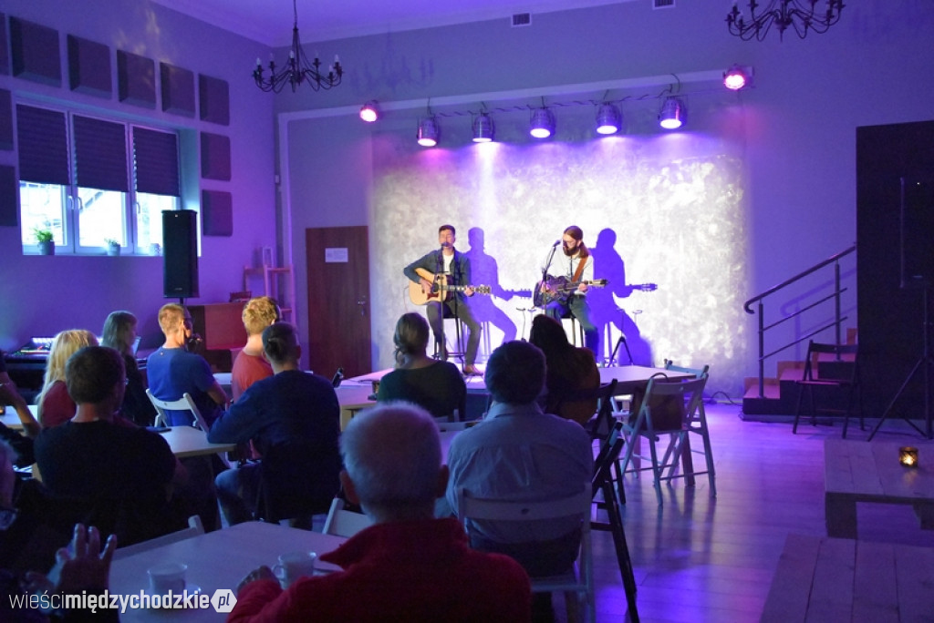 Koncert The Roadhouse w ArtCafe