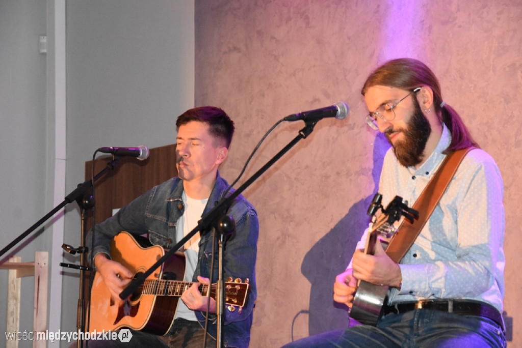 Koncert The Roadhouse w ArtCafe