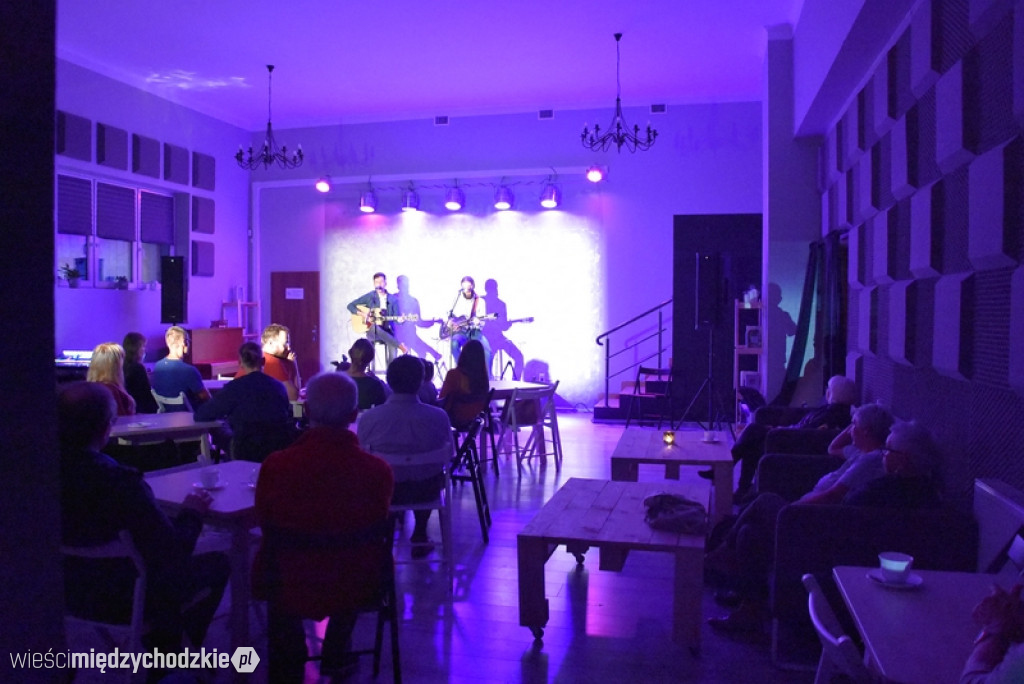 Koncert The Roadhouse w ArtCafe