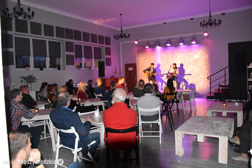 Koncert The Roadhouse w ArtCafe