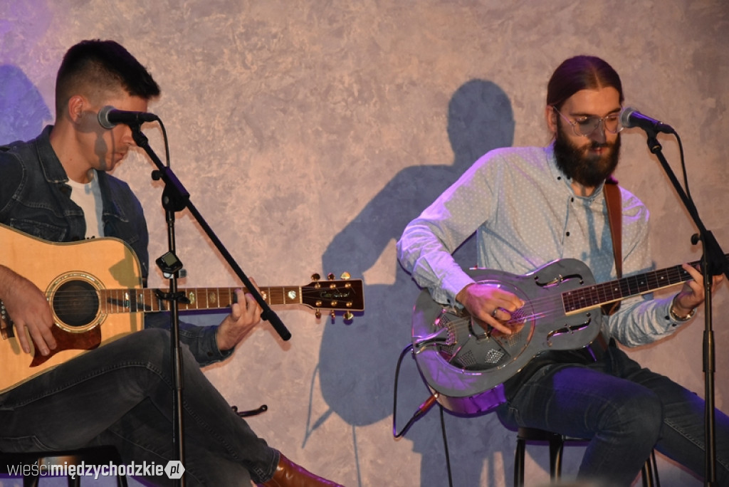 Koncert The Roadhouse w ArtCafe
