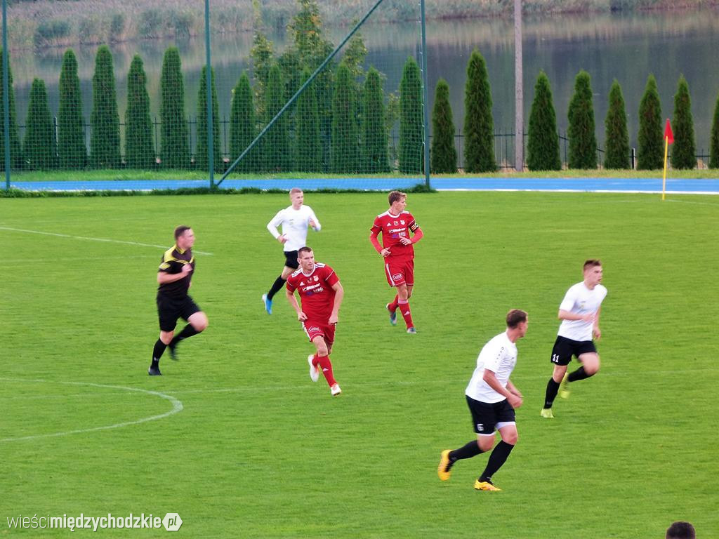 Warta Międzychód remisuje na swoim boisku