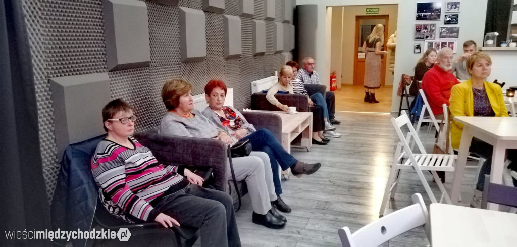 Koncert Joanny Pilarskiej w ArtCafe