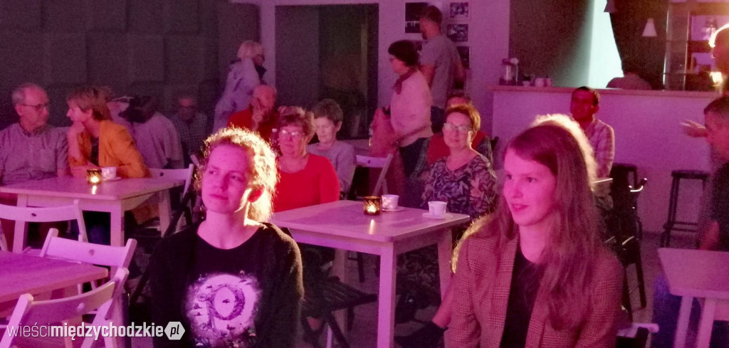 Koncert Joanny Pilarskiej w ArtCafe