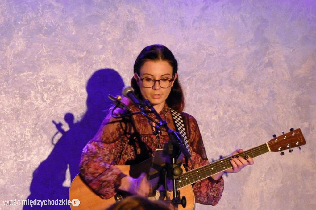 Koncert Joanny Pilarskiej w ArtCafe