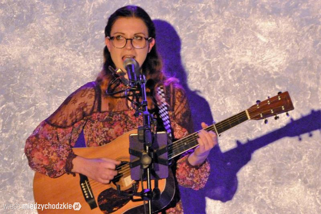 Koncert Joanny Pilarskiej w ArtCafe