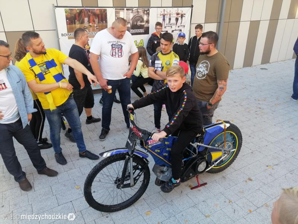 Sieraków dla Kingi. Część 2