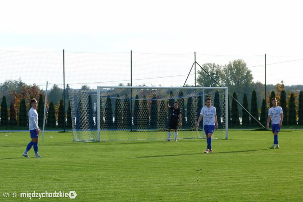 Warta Międzychód remisuje z wiceliderem