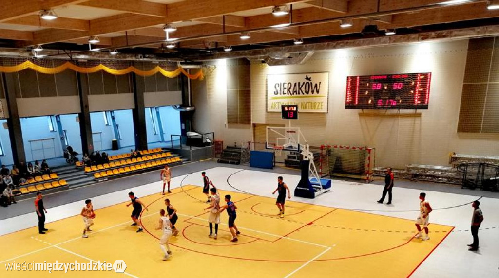 Wysoka wygrana Basketball Club Sieraków