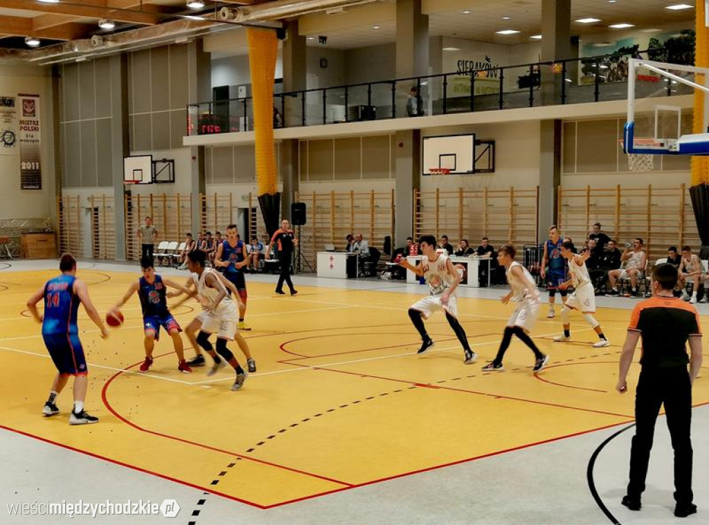 Wysoka wygrana Basketball Club Sieraków