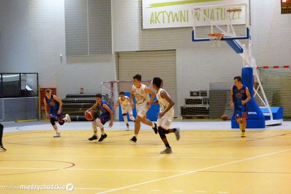Wysoka wygrana Basketball Club Sieraków