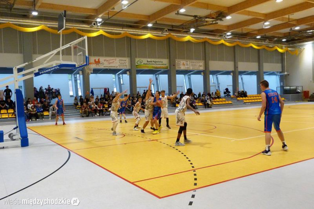 Wysoka wygrana Basketball Club Sieraków