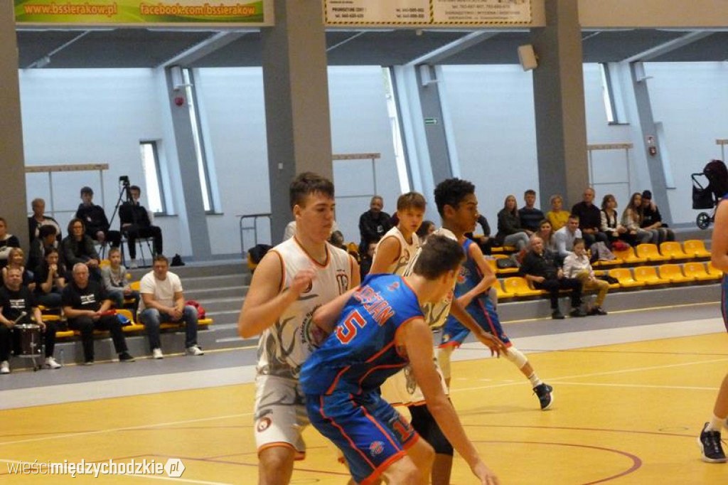 Wysoka wygrana Basketball Club Sieraków