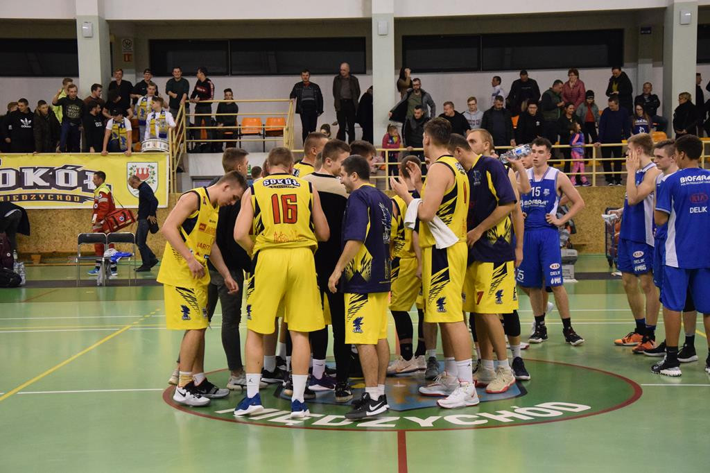 Sokół pokonuje Biofarm Basket Poznań 93:67