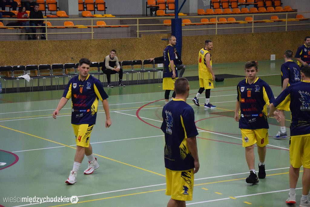 Sokół pokonuje Biofarm Basket Poznań 93:67
