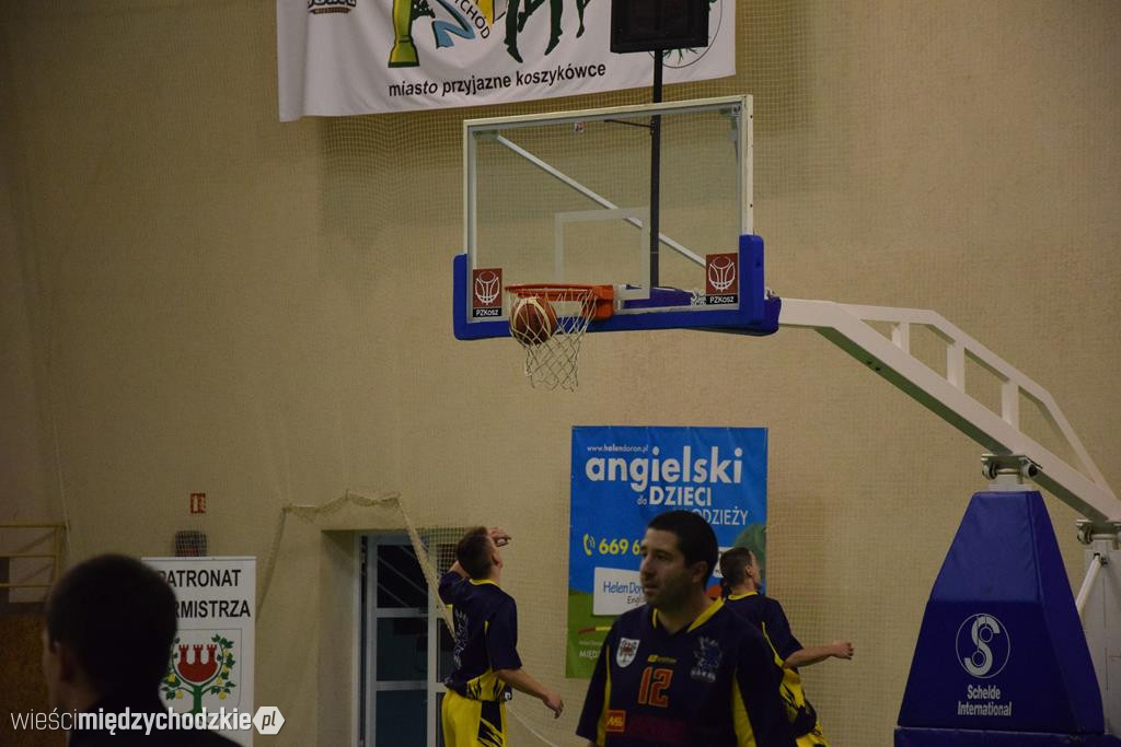 Sokół pokonuje Biofarm Basket Poznań 93:67