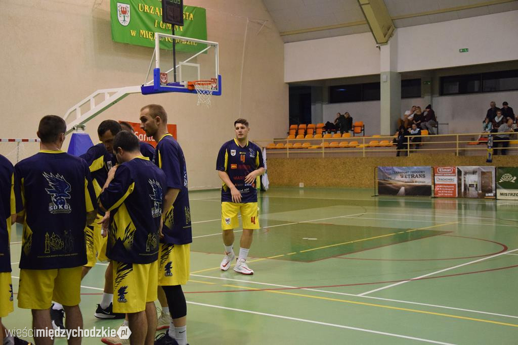 Sokół pokonuje Biofarm Basket Poznań 93:67
