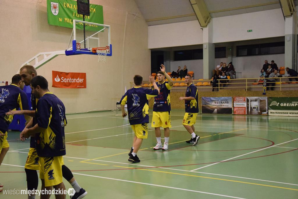 Sokół pokonuje Biofarm Basket Poznań 93:67