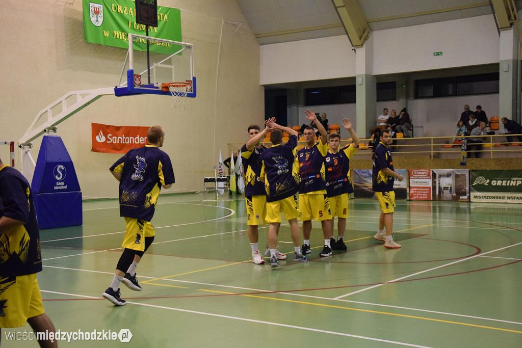 Sokół pokonuje Biofarm Basket Poznań 93:67