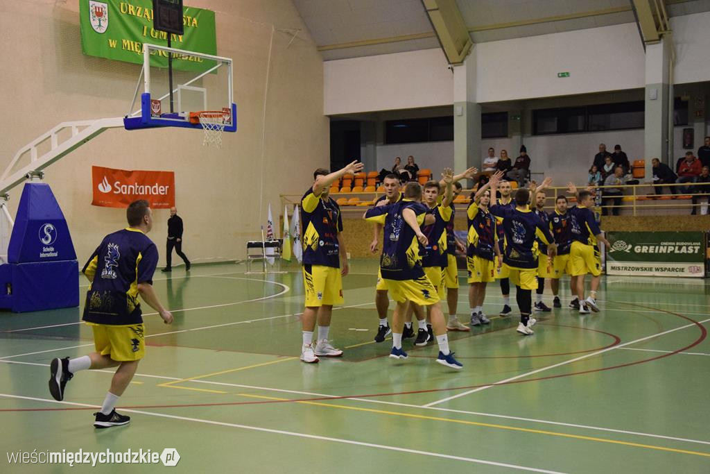 Sokół pokonuje Biofarm Basket Poznań 93:67