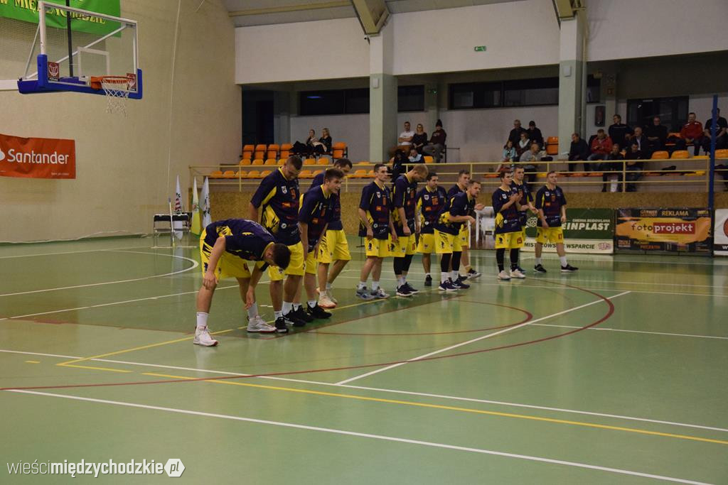 Sokół pokonuje Biofarm Basket Poznań 93:67