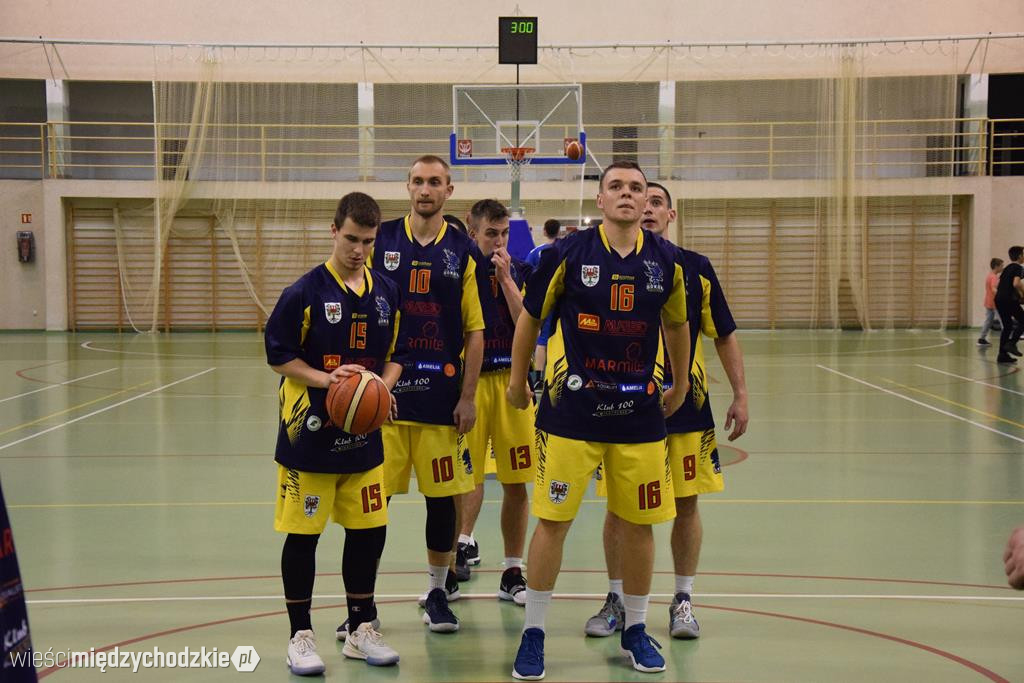 Sokół pokonuje Biofarm Basket Poznań 93:67