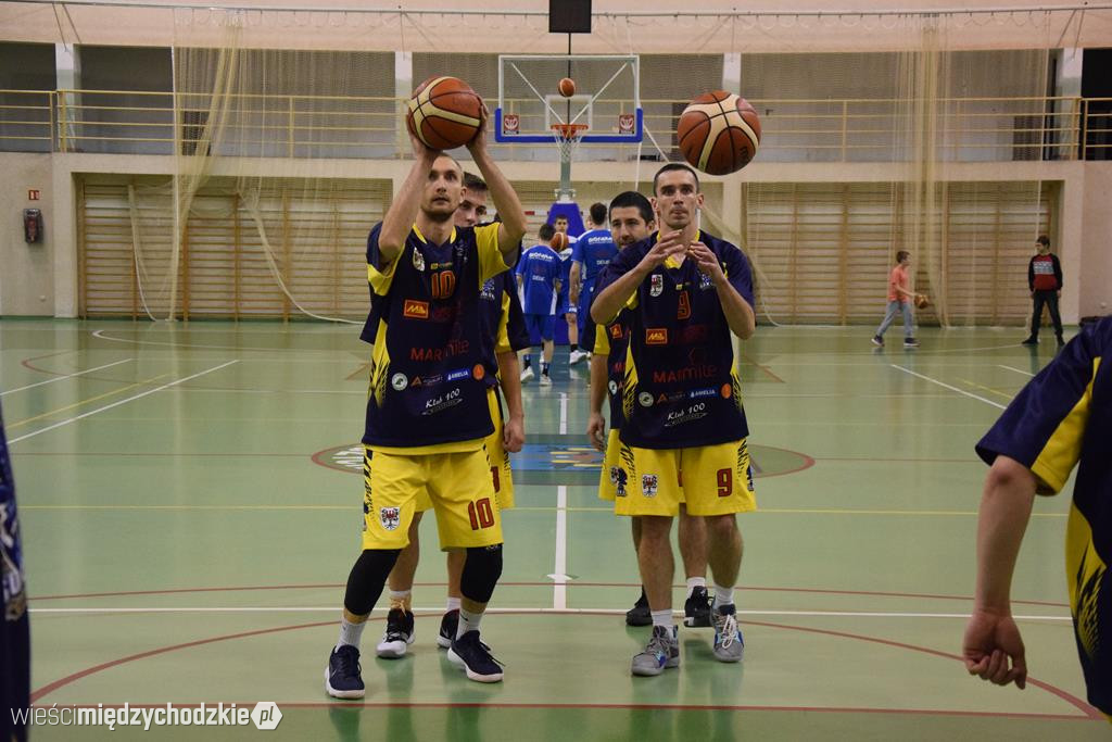 Sokół pokonuje Biofarm Basket Poznań 93:67
