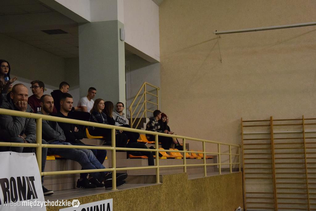 Sokół pokonuje Biofarm Basket Poznań 93:67