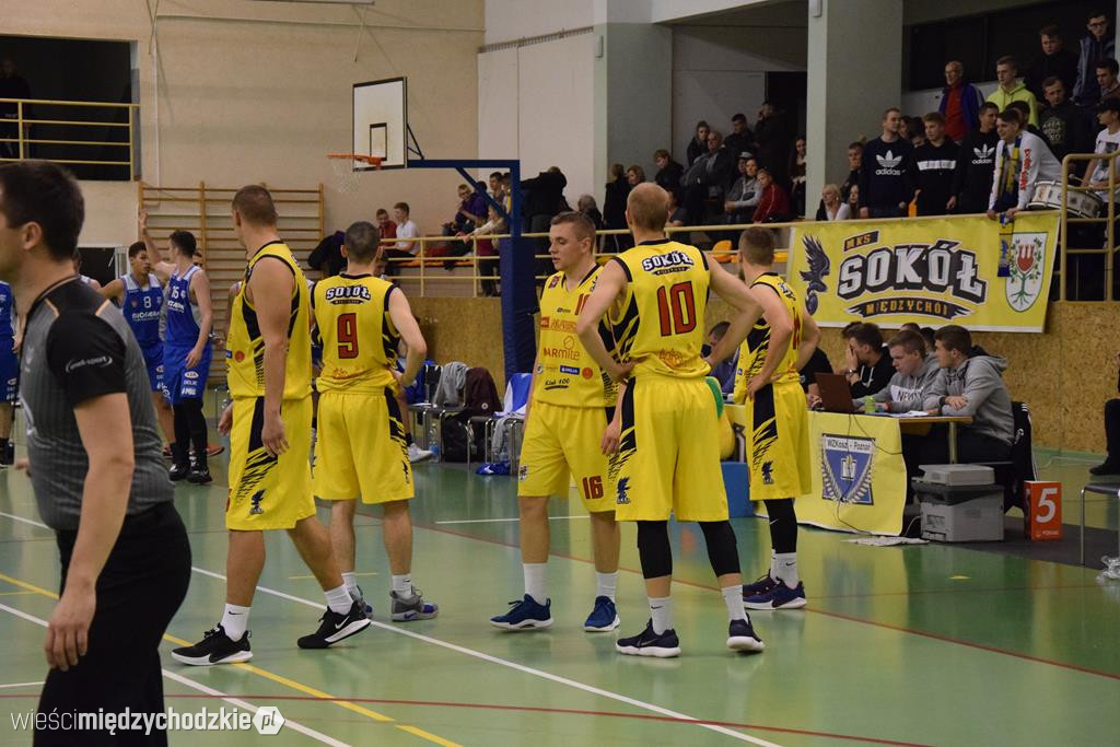 Sokół pokonuje Biofarm Basket Poznań 93:67