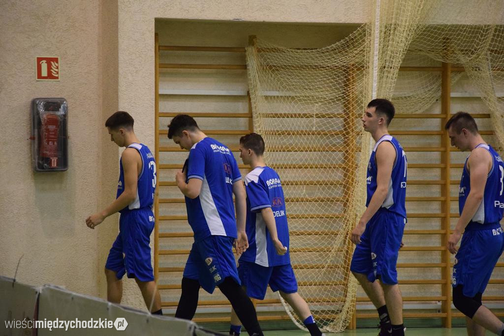 Sokół pokonuje Biofarm Basket Poznań 93:67