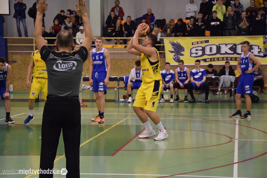 Sokół pokonuje Biofarm Basket Poznań 93:67