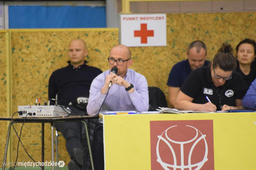 Sokół pokonuje Biofarm Basket Poznań 93:67