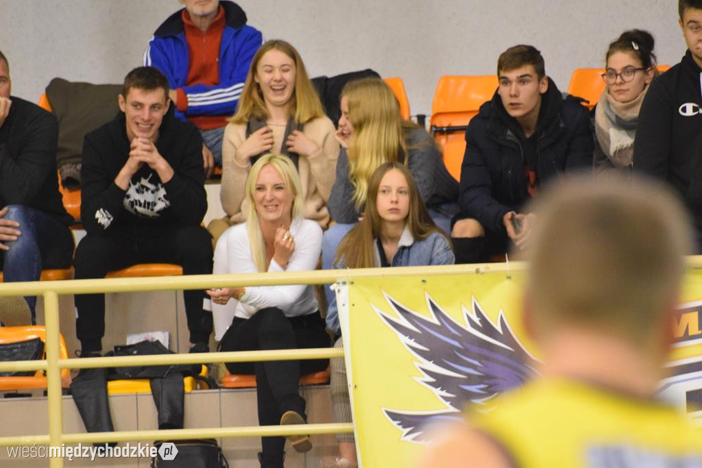 Sokół pokonuje Biofarm Basket Poznań 93:67