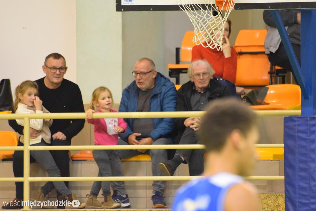 Sokół pokonuje Biofarm Basket Poznań 93:67