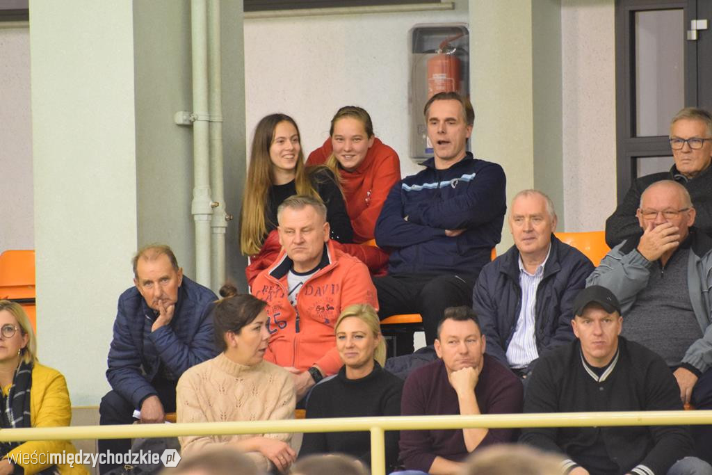 Sokół pokonuje Biofarm Basket Poznań 93:67