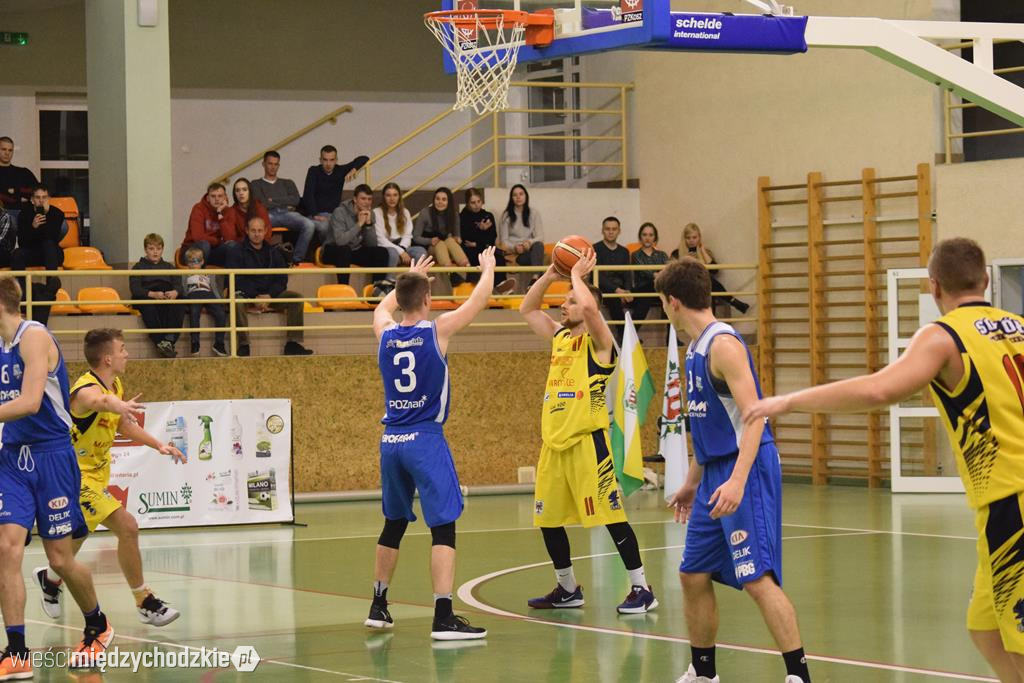 Sokół pokonuje Biofarm Basket Poznań 93:67