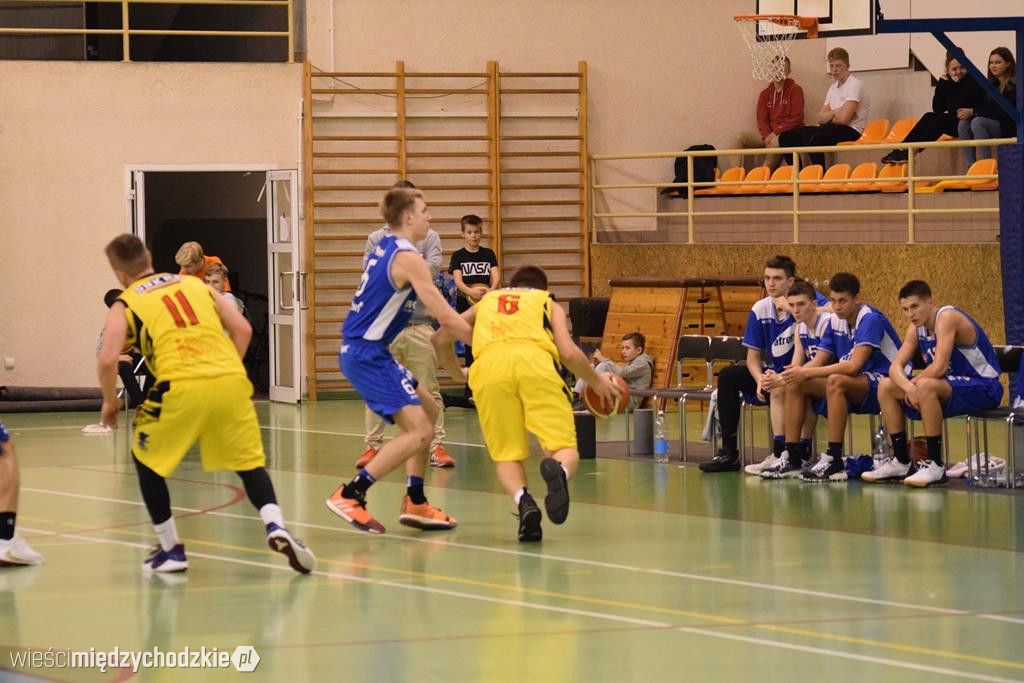 Sokół pokonuje Biofarm Basket Poznań 93:67