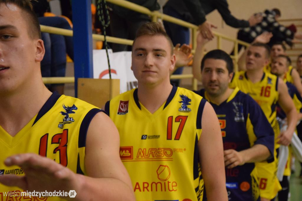 Sokół pokonuje Biofarm Basket Poznań 93:67
