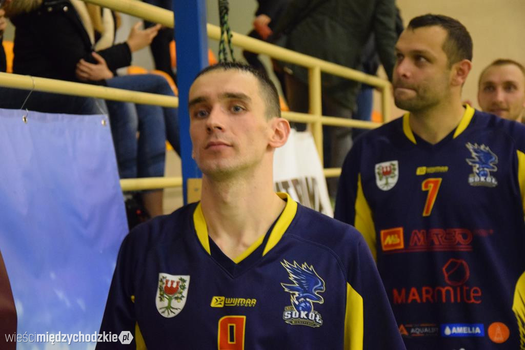 Sokół pokonuje Biofarm Basket Poznań 93:67