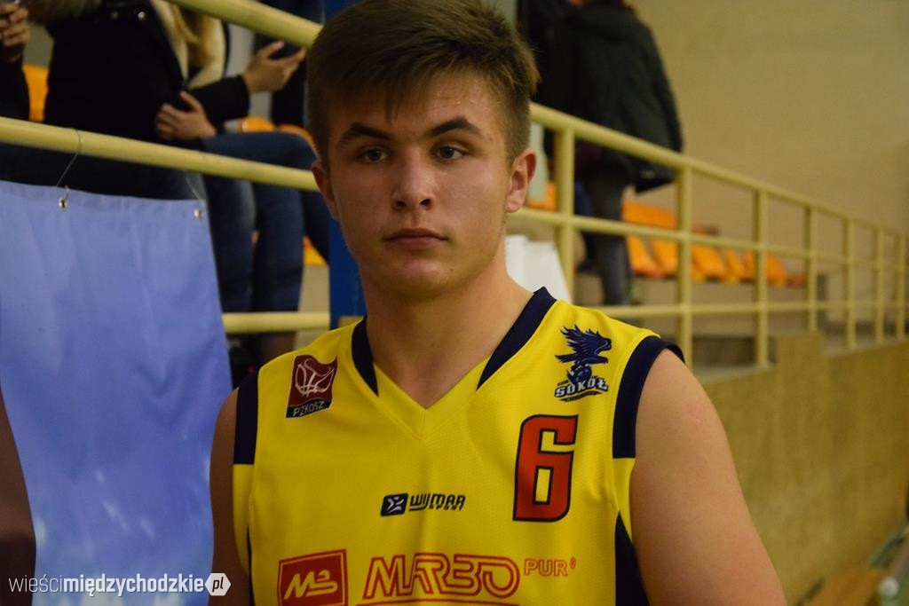 Sokół pokonuje Biofarm Basket Poznań 93:67