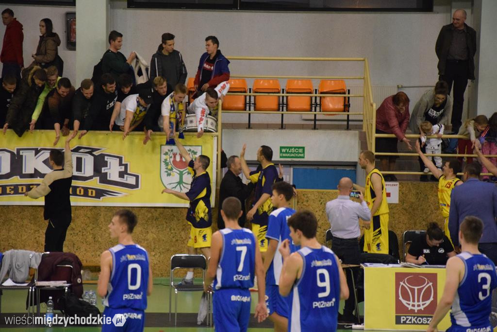 Sokół pokonuje Biofarm Basket Poznań 93:67