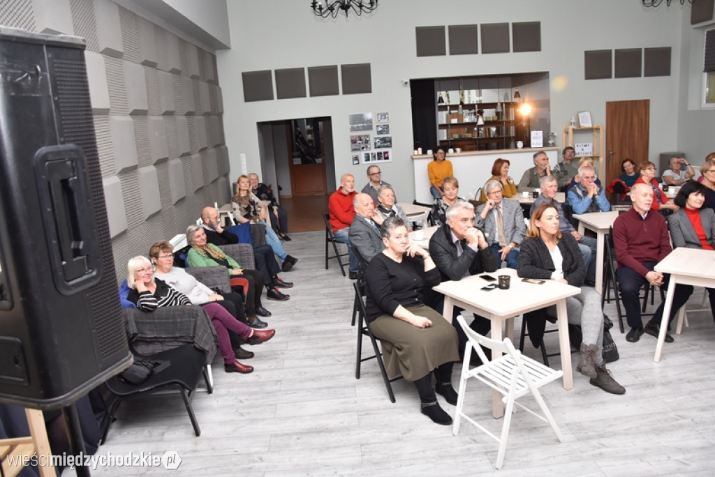 Koncert duetu YANISTAN w ArtCafe