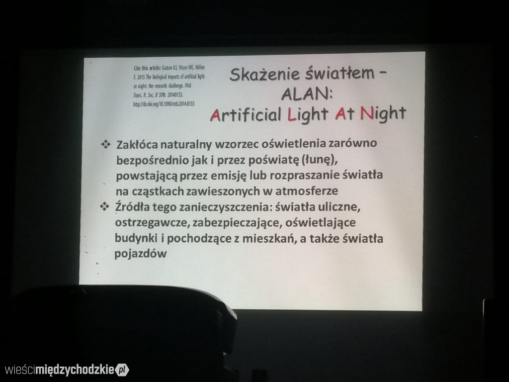 Do czego mieszkańcy Ziemi potrzebują ciemnej nocy?