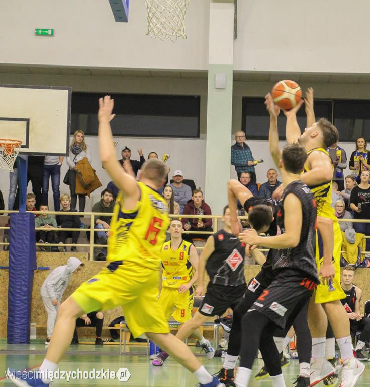 Sokół Międzychód - MKK Gniezno 91:78